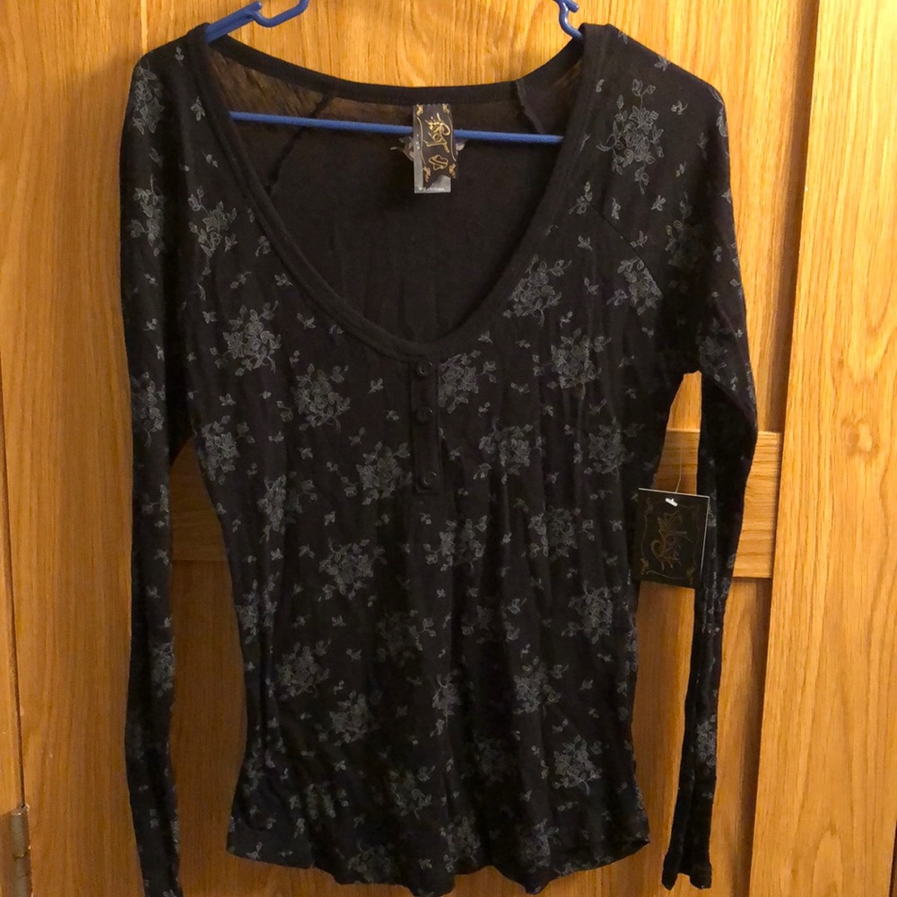 Brand new! Cute black and gray floral tunic sz S